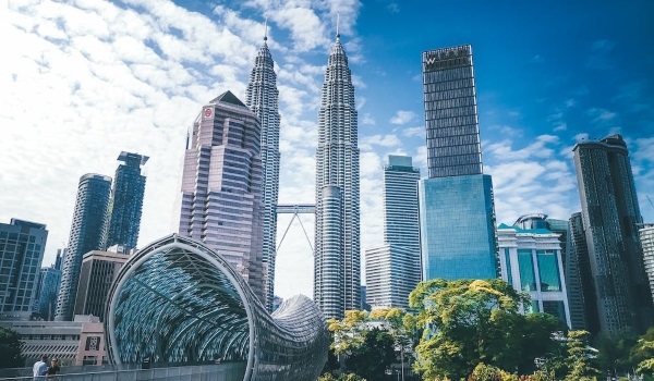 Ekonomi Malaysia terus menunjukkan momentum positif