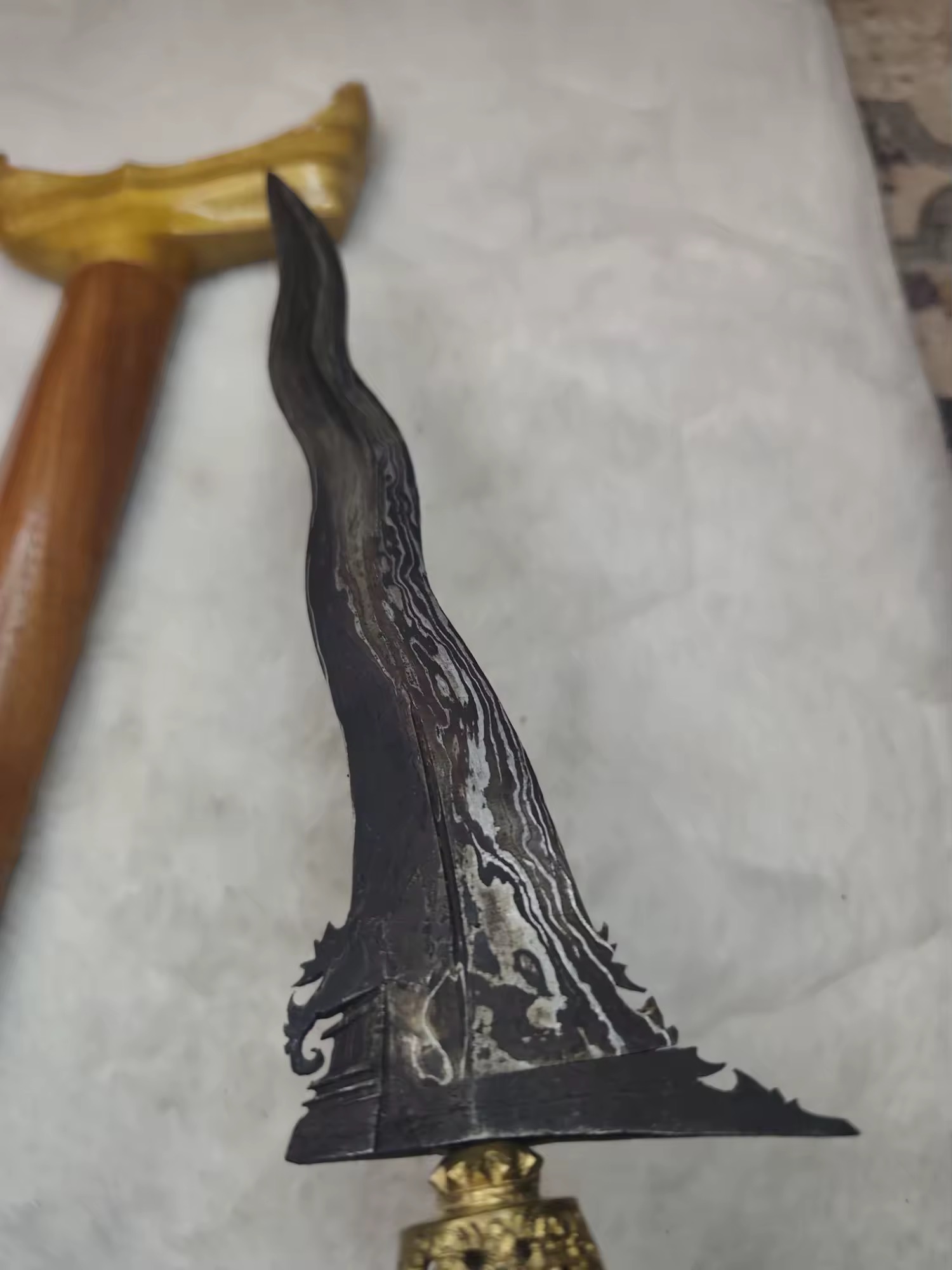KERIS SELIT BERPAMOR LUK 5 - Image 2